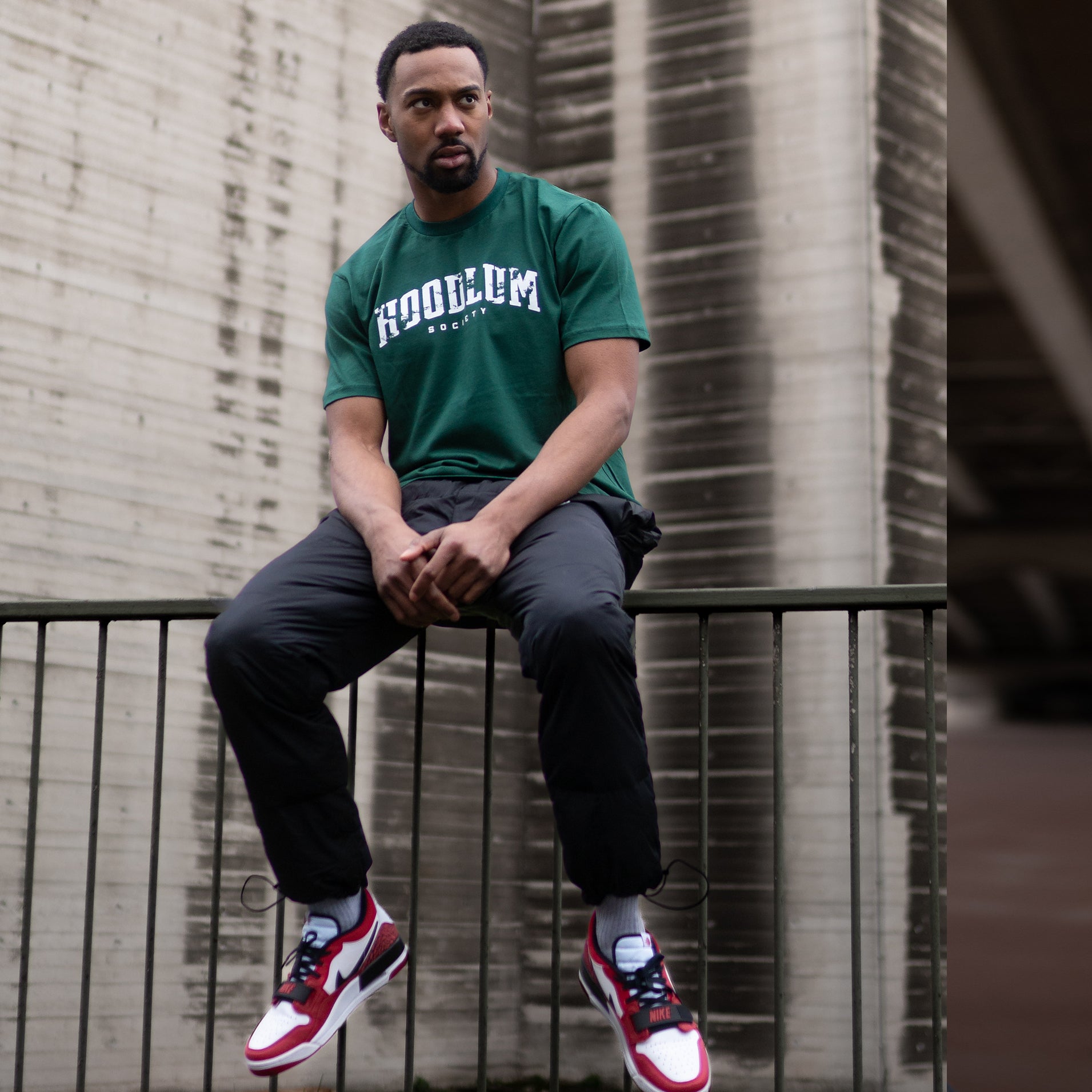 DISTRESSED RACING GREEN HOODLUM T-SHIRT